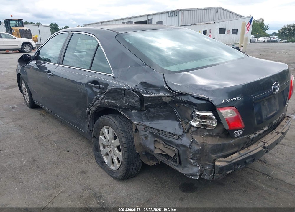 2008 TOYOTA CAMRY XLE VIN: 4T1BE46KX8U748572