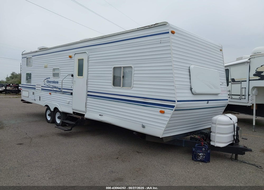 2002 FOUR WINDS CHEROKEE VIN: 4X4TCKE272K085477
