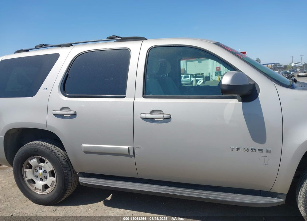 2007 CHEVROLET TAHOE LT VIN: 1GNFK13007J147436