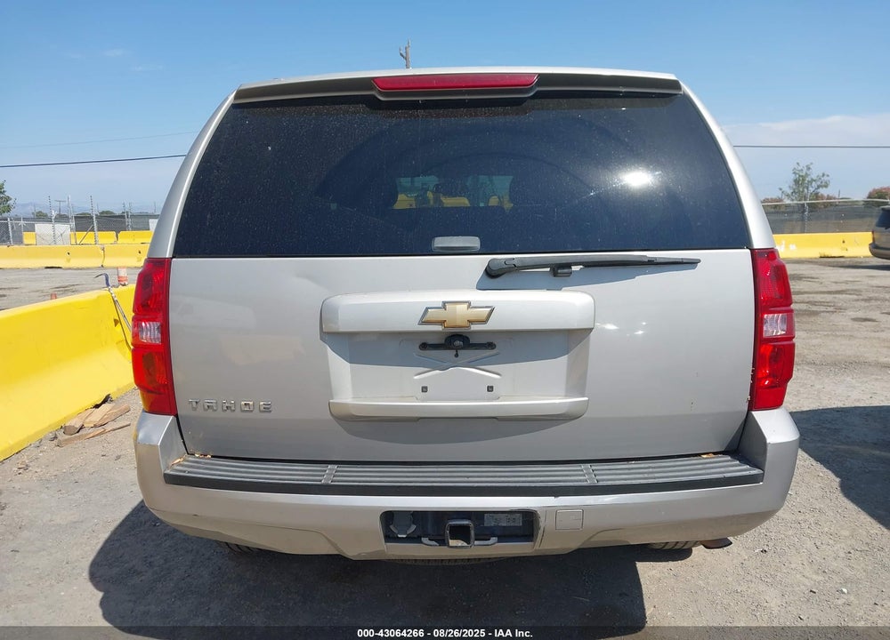 2007 CHEVROLET TAHOE LT VIN: 1GNFK13007J147436