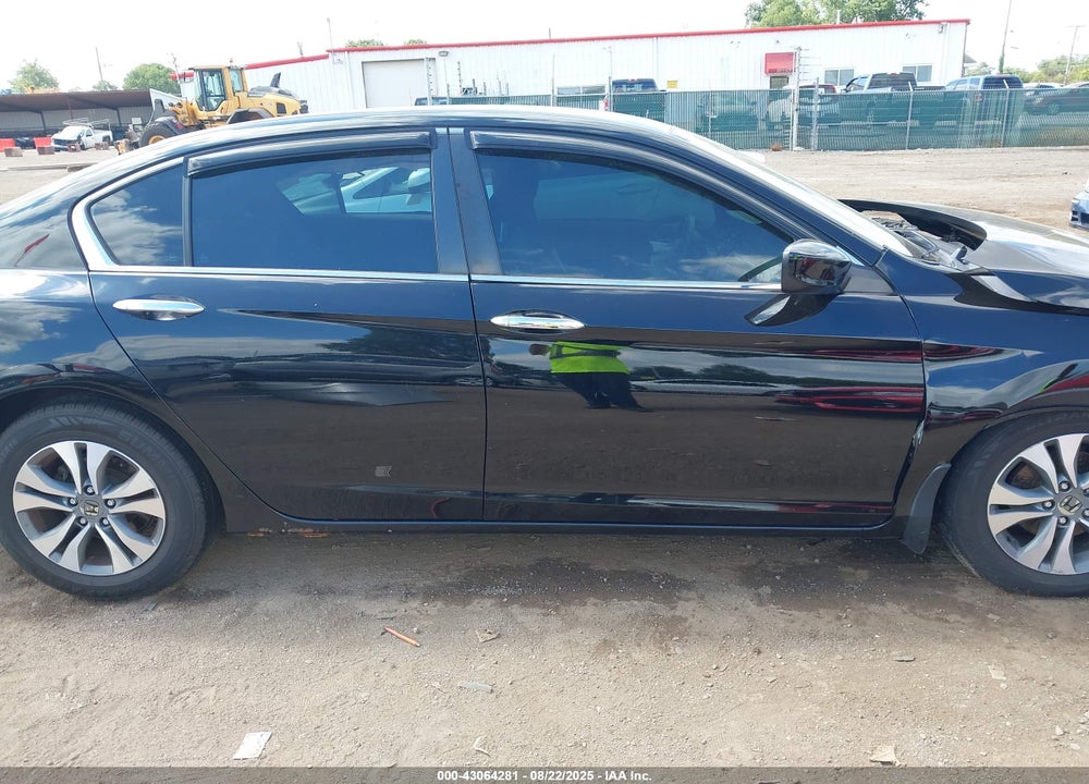 2015 HONDA ACCORD VIN: 1HGCR2F38FA164875