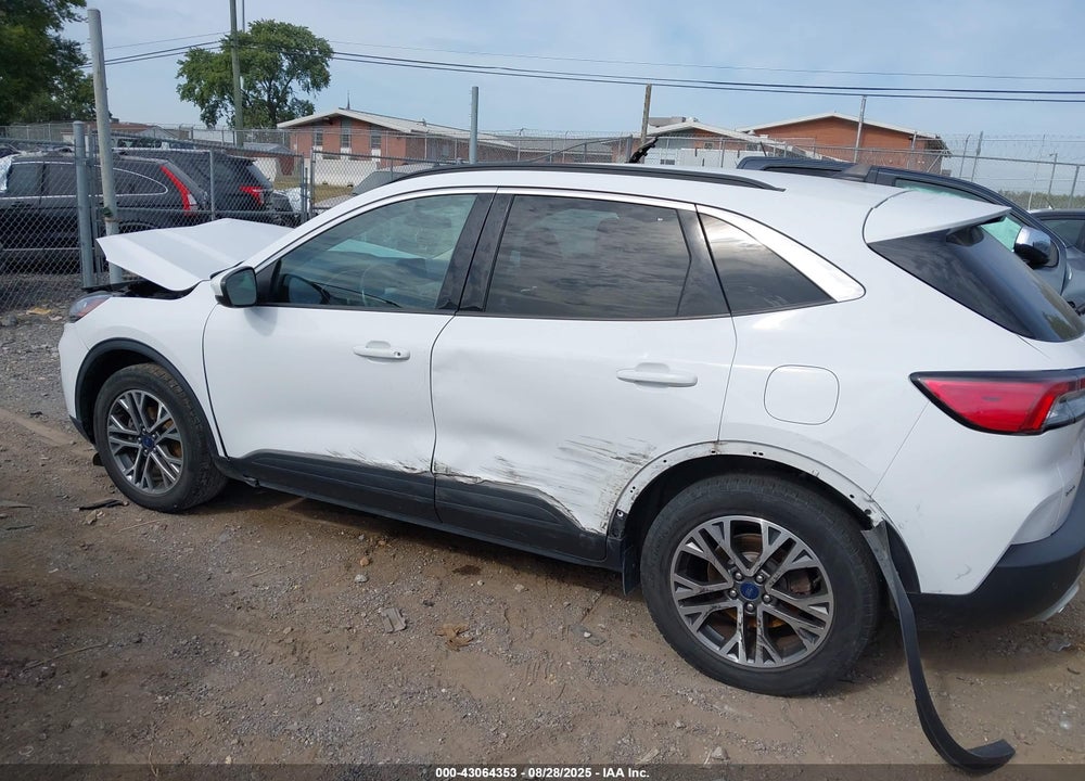 2020 FORD ESCAPE VIN: 1FMCU9H96LUB82126