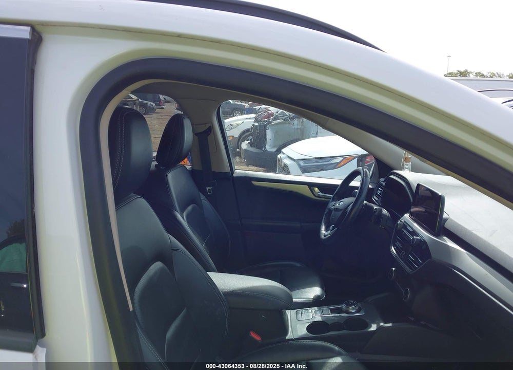 2020 FORD ESCAPE VIN: 1FMCU9H96LUB82126