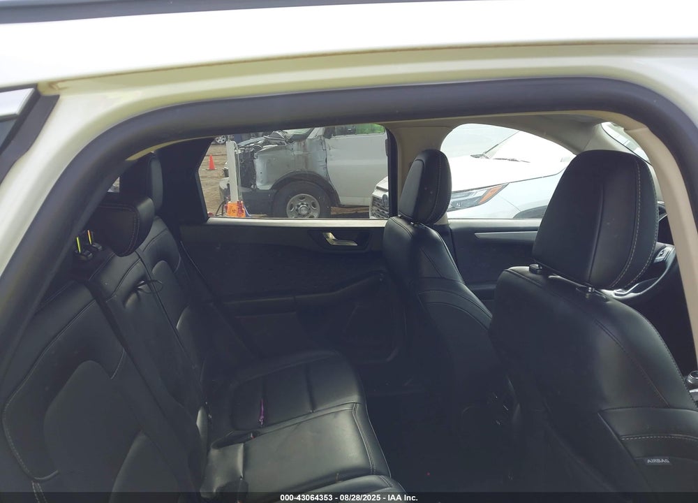 2020 FORD ESCAPE VIN: 1FMCU9H96LUB82126