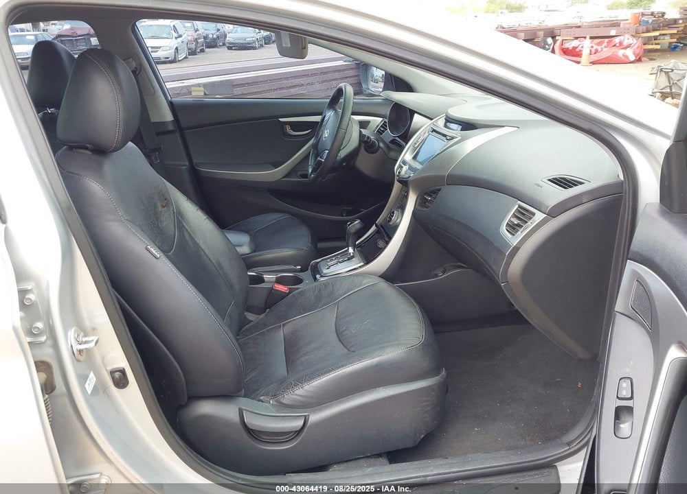 2013 HYUNDAI ELANTRA VIN: 5NPDH4AE8DH189808