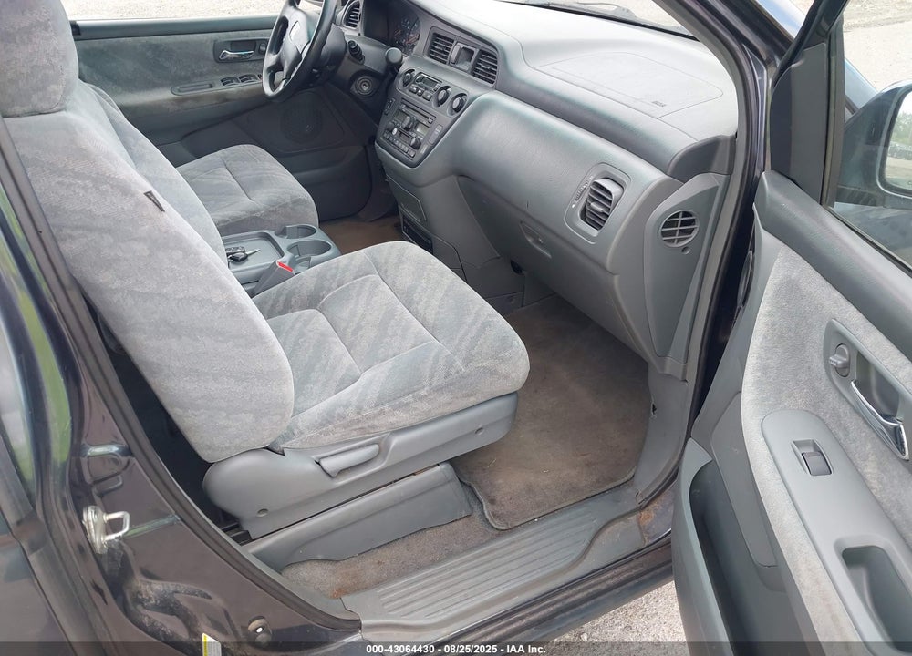 2004 HONDA ODYSSEY EX VIN: 5FNRL18844B115710