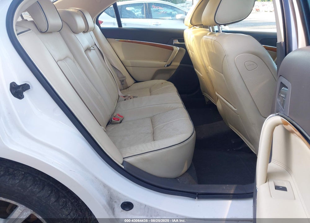 2010 LINCOLN MKZ VIN: 3LNHL2GC2AR606614