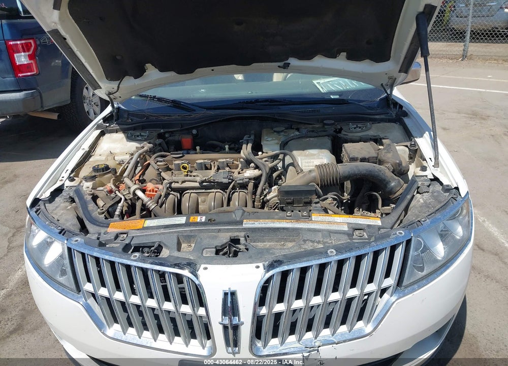 2011 LINCOLN MKZ VIN: 3LNDL2L33BR774574