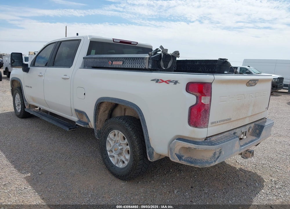 2023 CHEVROLET SILVERADO 2500HD 4WD STANDARD BED LT VIN: 1GC4YNE71PF124606