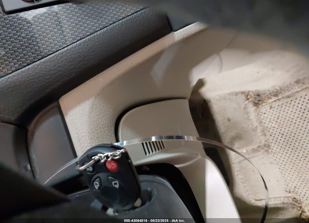 2008 FORD FUSION SE VIN: 3FAHP07168R251331