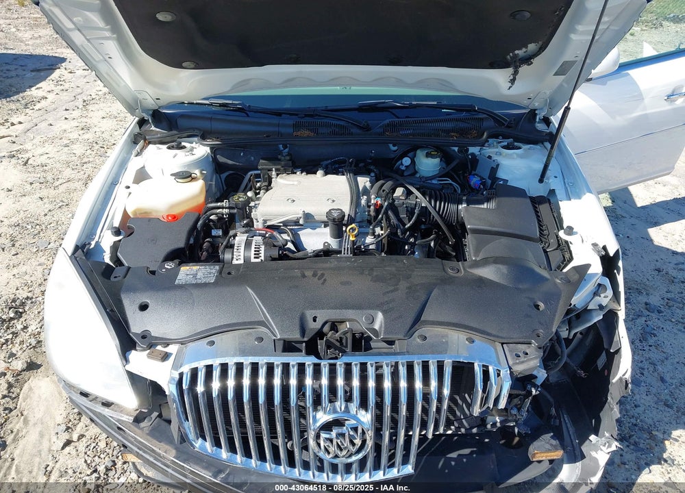 2011 BUICK LUCERNE VIN: 1G4HC5EM9BU145631