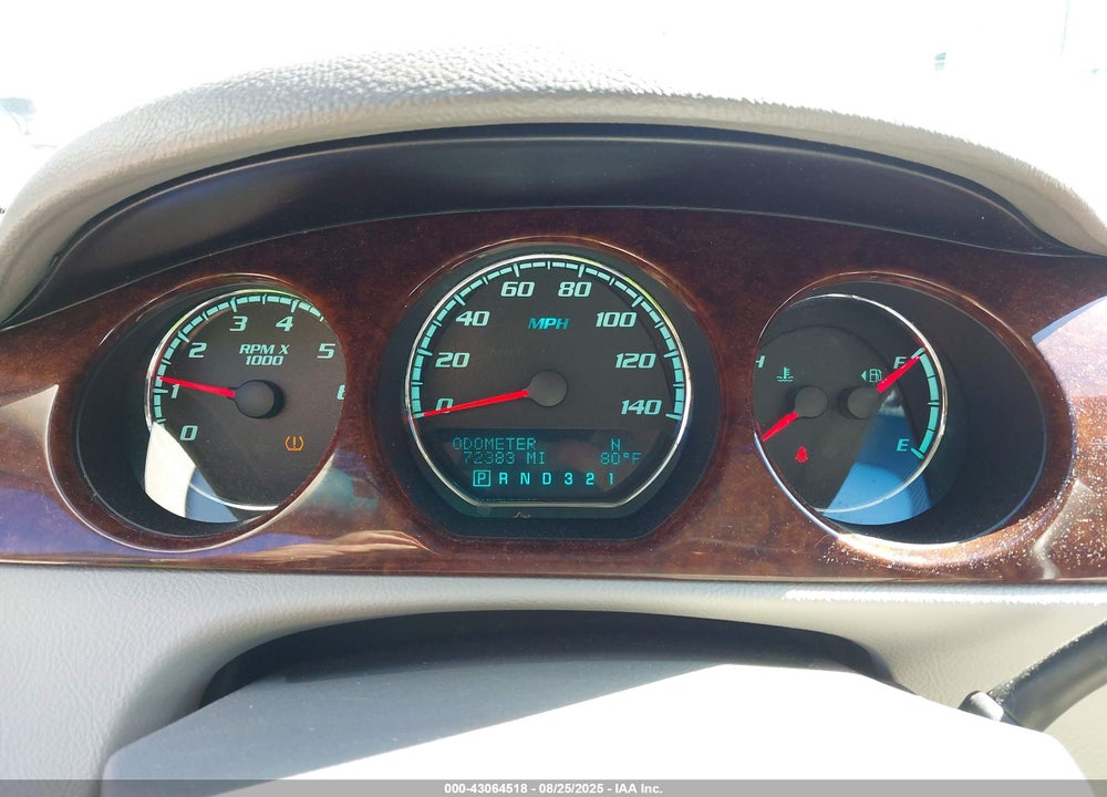 2011 BUICK LUCERNE VIN: 1G4HC5EM9BU145631