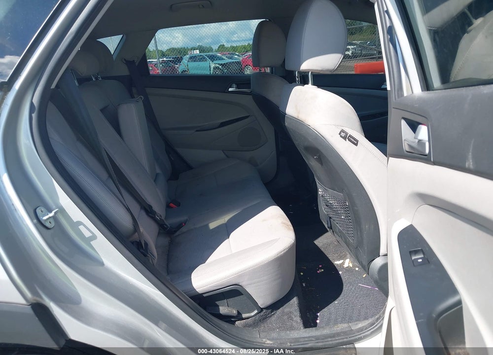 2020 HYUNDAI TUCSON VIN: KM8J3CA47LU207413
