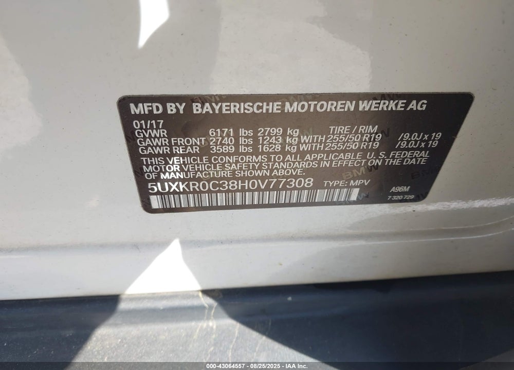 2017 BMW X5 VIN: 5UXKR0C38H0V77308