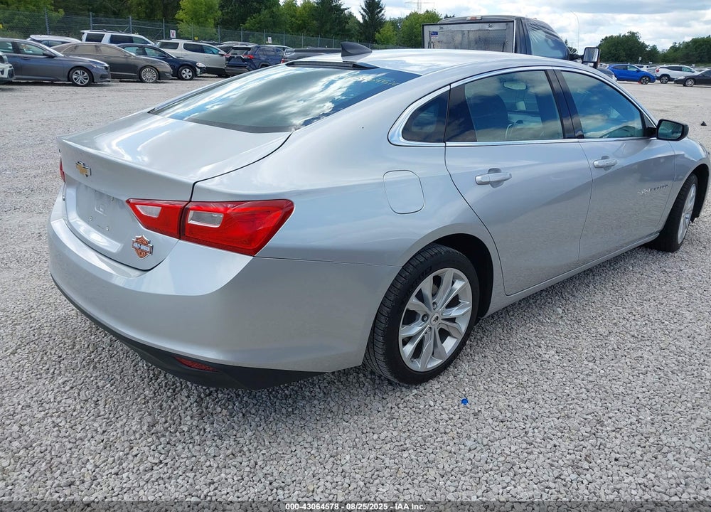 2022 CHEVROLET MALIBU VIN: 1G1ZC5ST2NF137327