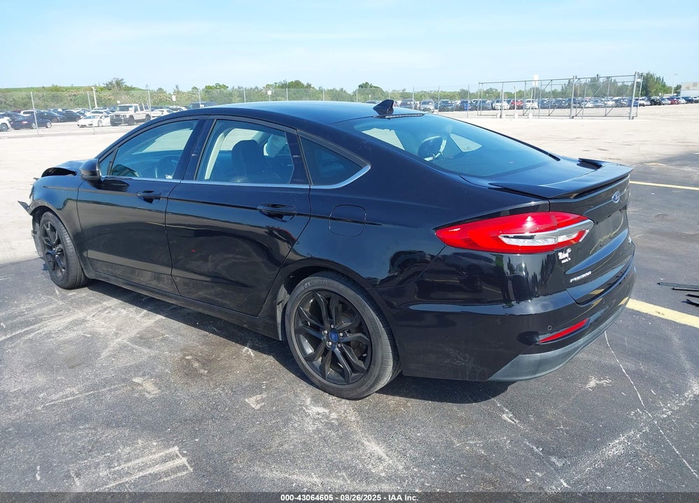 2020 FORD FUSION SE VIN: 3FA6P0HD6LR185162