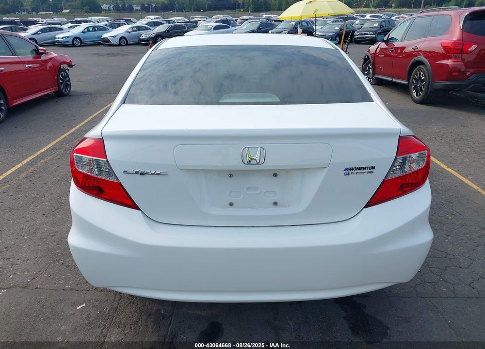 2012 HONDA CIVIC VIN: 2HGFB2F88CH329608