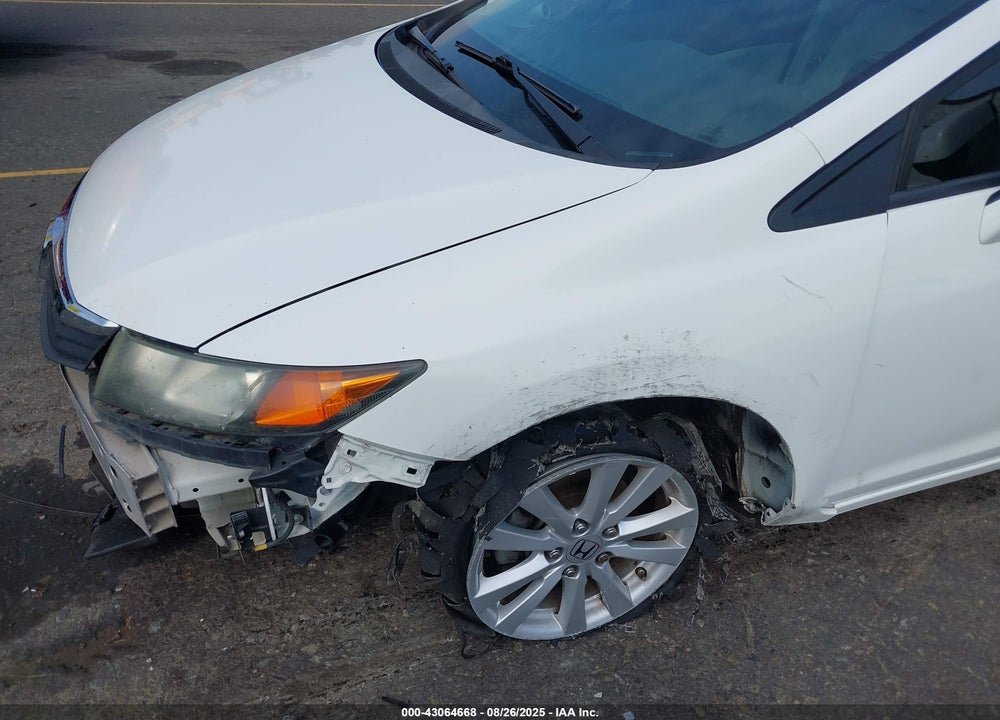 2012 HONDA CIVIC VIN: 2HGFB2F88CH329608