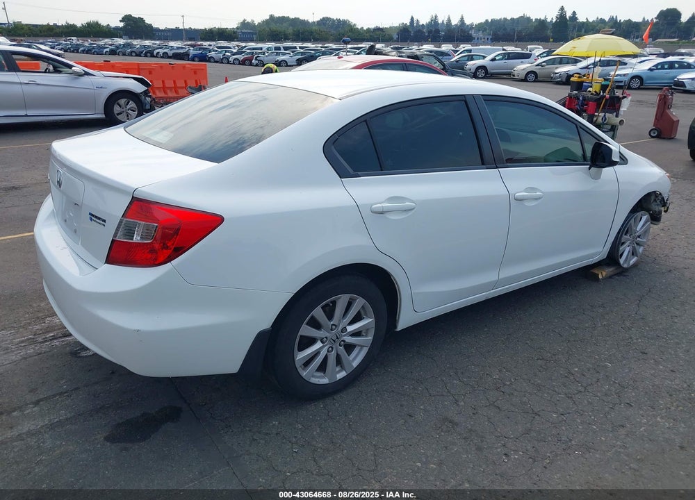 2012 HONDA CIVIC VIN: 2HGFB2F88CH329608