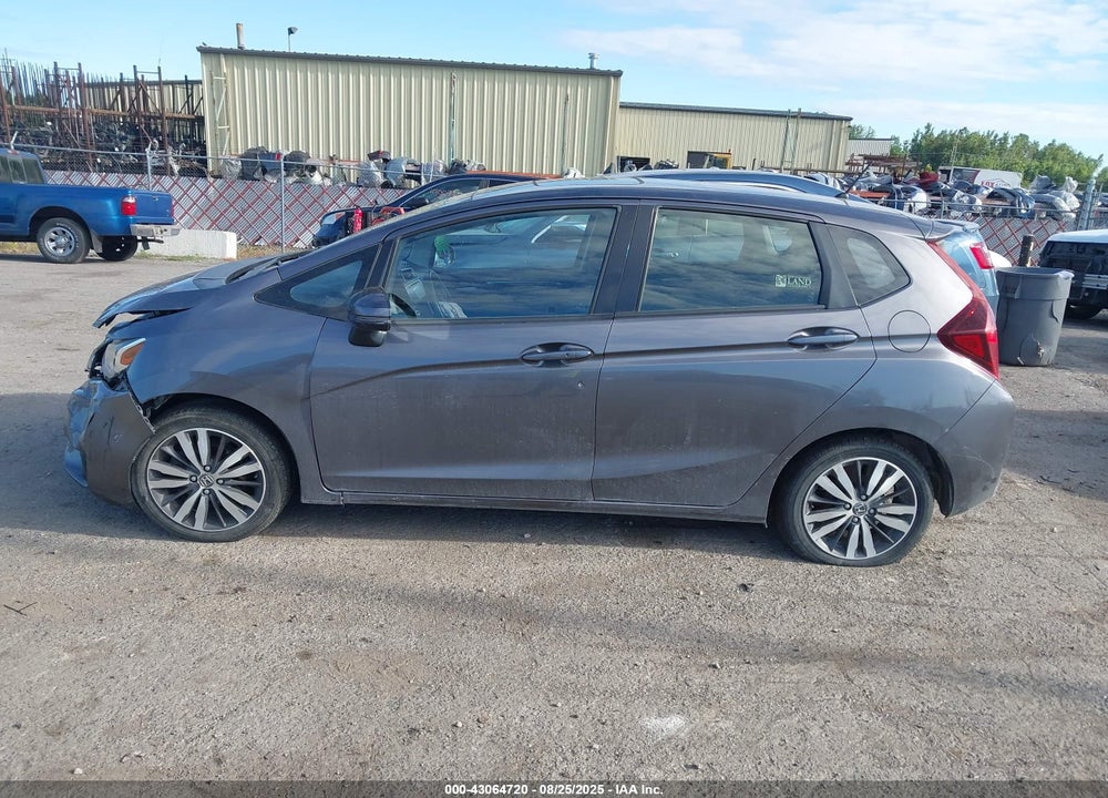 2017 HONDA FIT VIN: JHMGK5H78HS000429