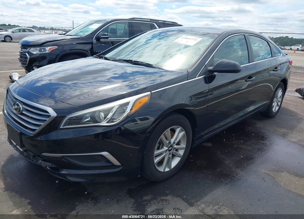 2017 HYUNDAI SONATA VIN: 5NPE24AF8HH566304