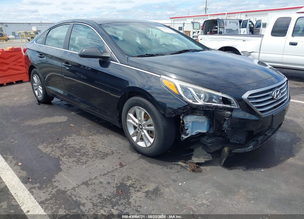 2017 HYUNDAI SONATA VIN: 5NPE24AF8HH566304
