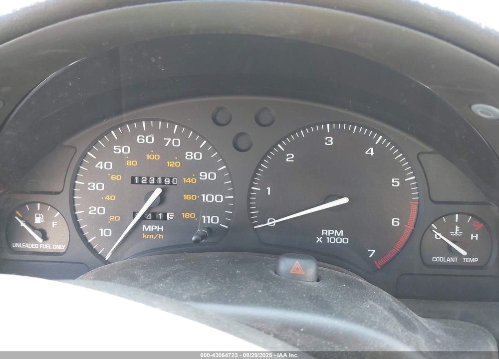 1998 SATURN SL VIN: 1G8ZF5282WZ141186