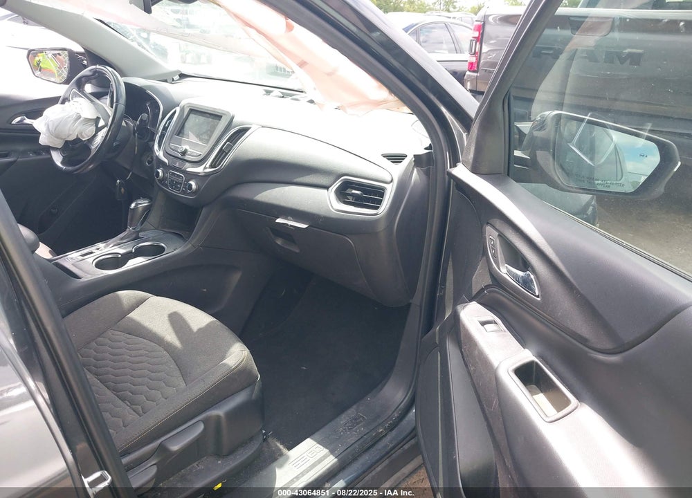 2019 CHEVROLET EQUINOX LT VIN: 3GNAXKEV1KS650183