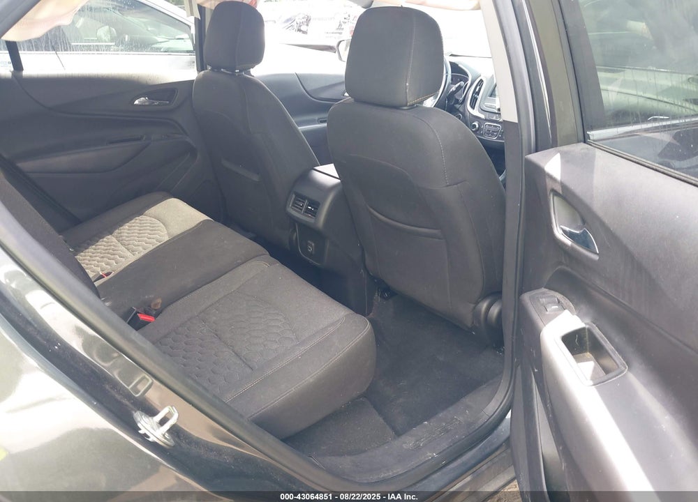 2019 CHEVROLET EQUINOX LT VIN: 3GNAXKEV1KS650183