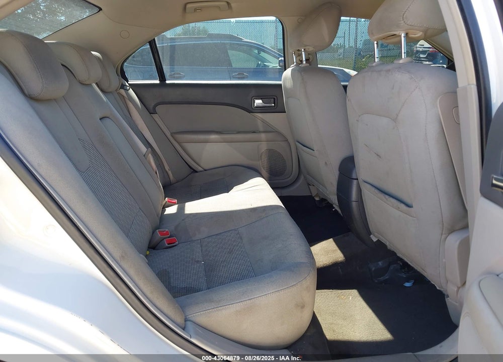 2010 FORD FUSION SE VIN: 3FAHP0HAXAR258478