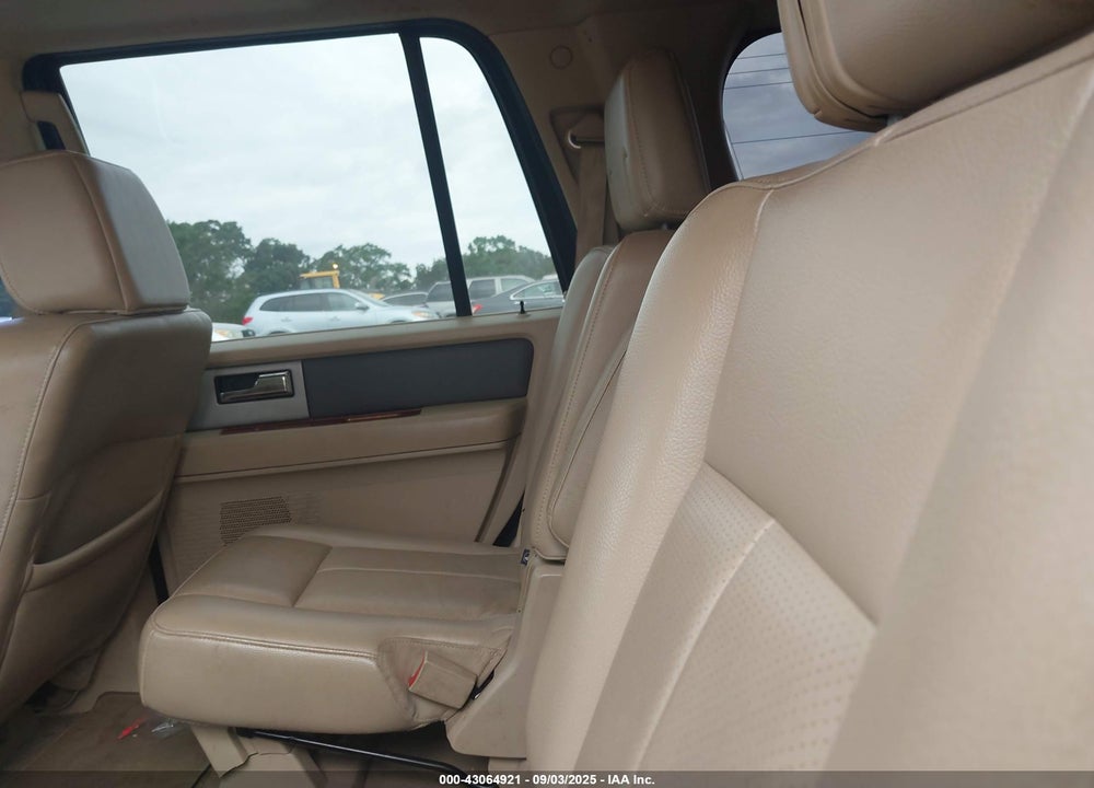 2008 FORD EXPEDITION VIN: 1FMFU18598LA21049