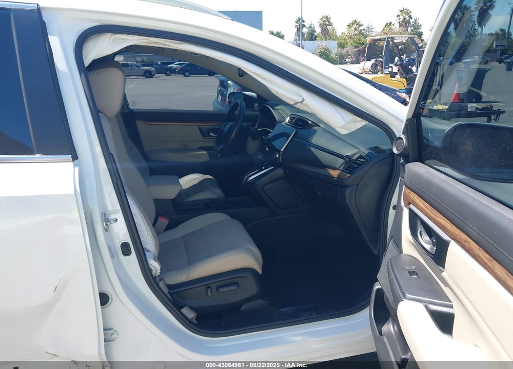 2019 HONDA CR-V TOURING VIN: 7FARW2H92KE039248