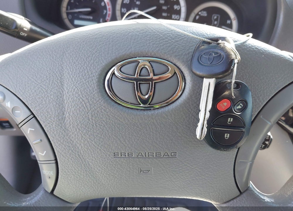 2004 TOYOTA SIENNA LE VIN: 5TDZA23C14S171493