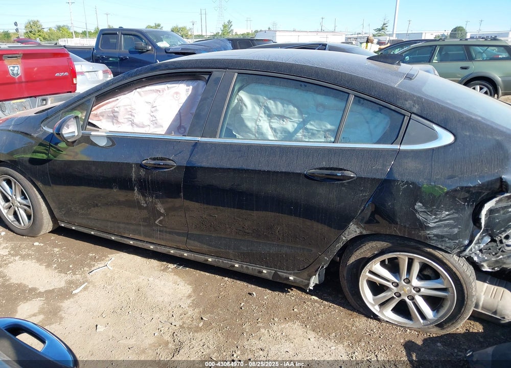 2017 CHEVROLET CRUZE VIN: 1G1BE5SMXH7150555