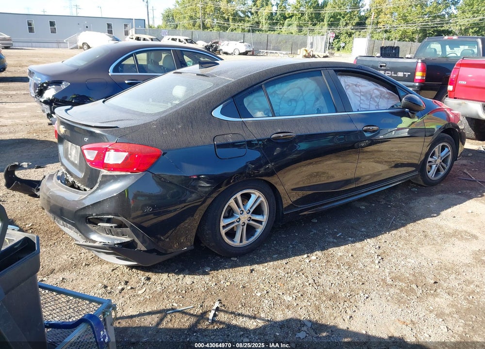 2017 CHEVROLET CRUZE VIN: 1G1BE5SMXH7150555