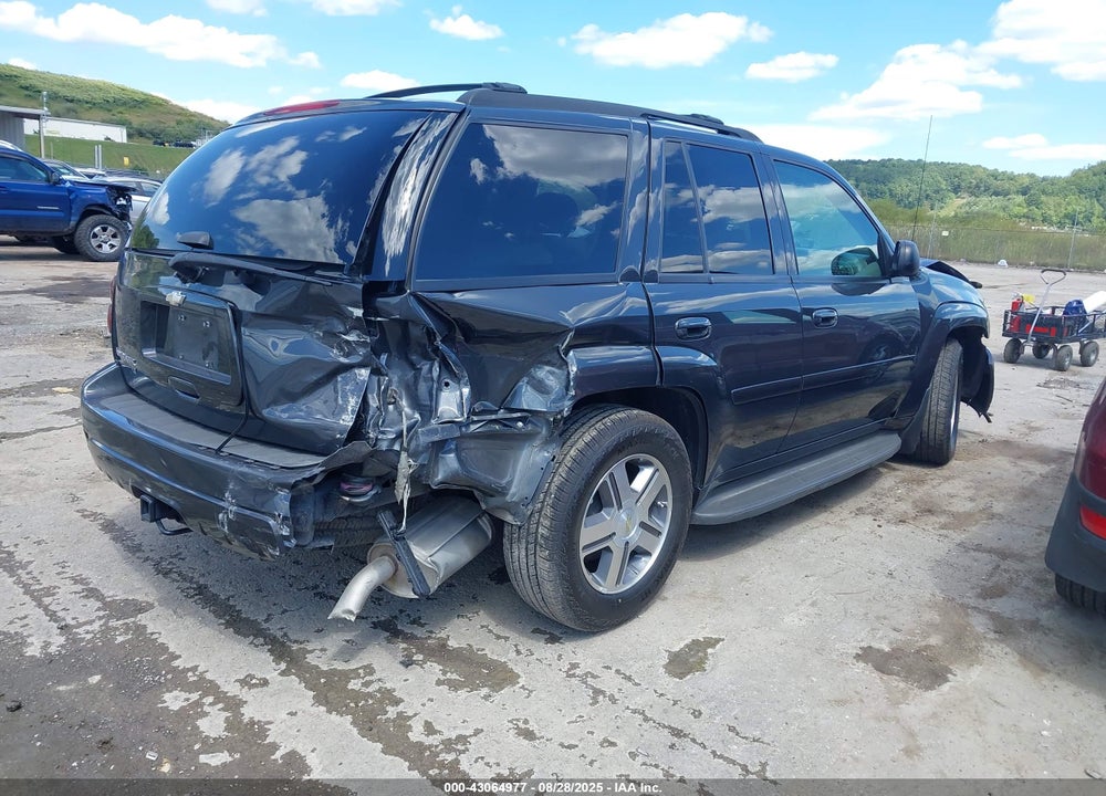 2007 CHEVROLET TRAILBLAZER LT VIN: 1GNDT13S972235918