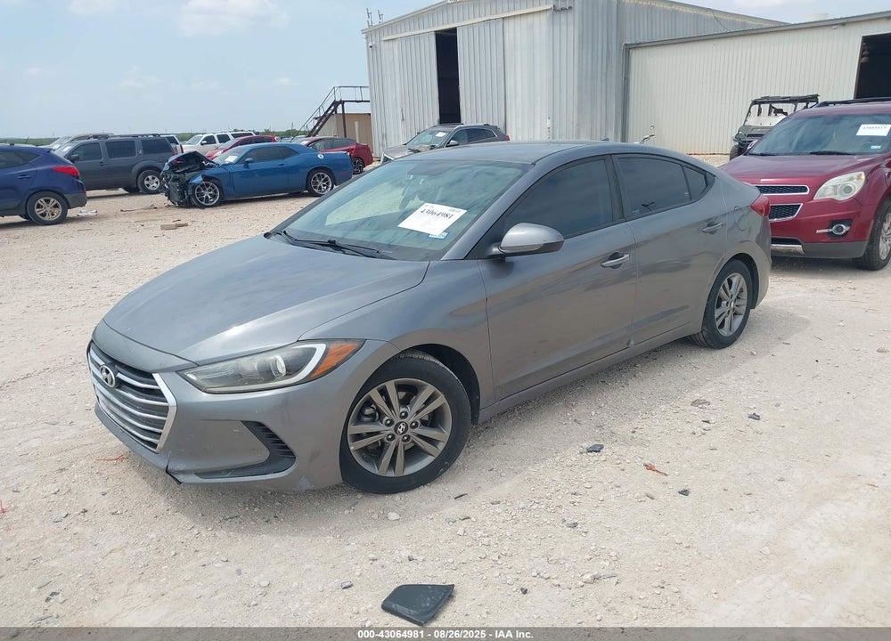 2018 HYUNDAI ELANTRA SEL VIN: 5NPD84LF7JH333527