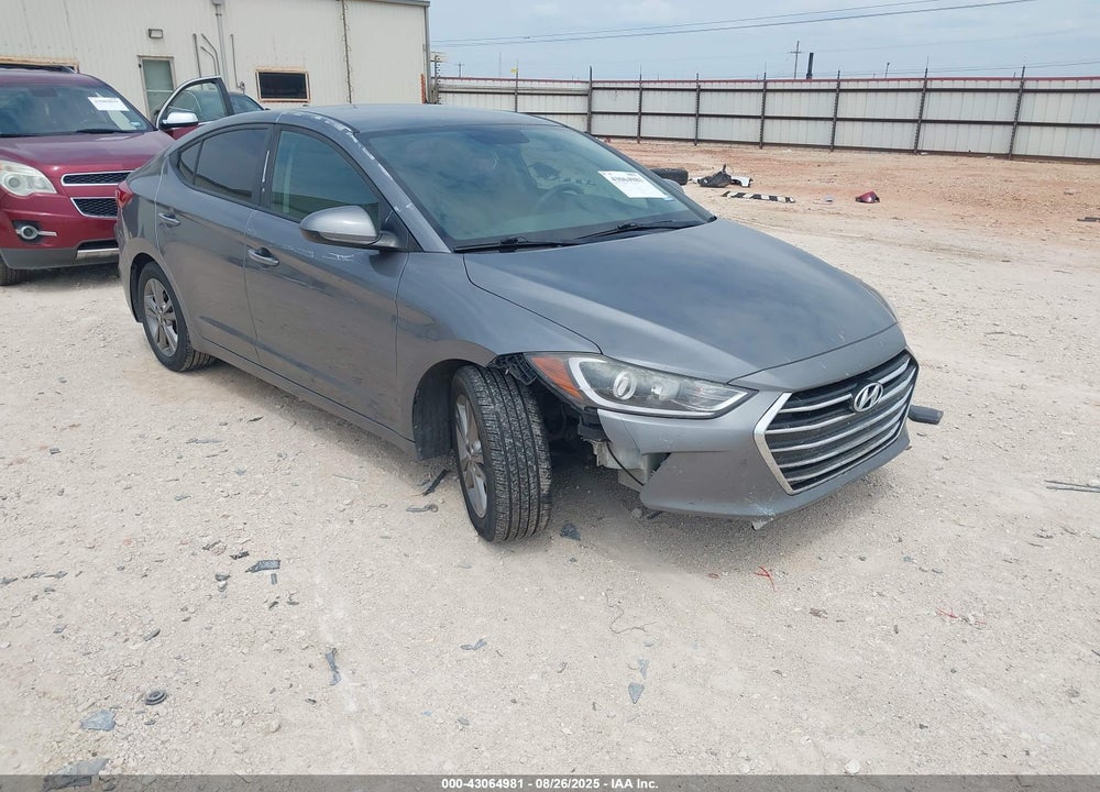 2018 HYUNDAI ELANTRA SEL VIN: 5NPD84LF7JH333527