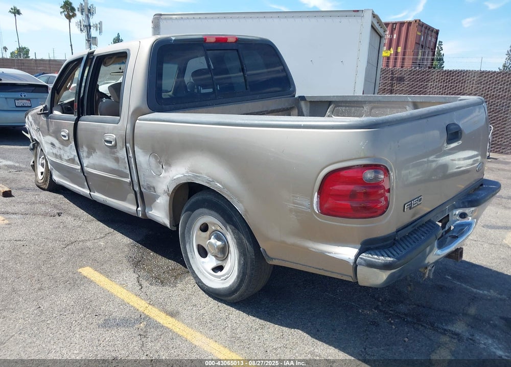 2002 FORD F-150 LARIAT/XLT VIN: 1FTRW07672KA60736