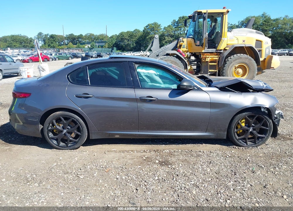 2020 ALFA ROMEO GIULIA VIN: ZARFANANXL7626901