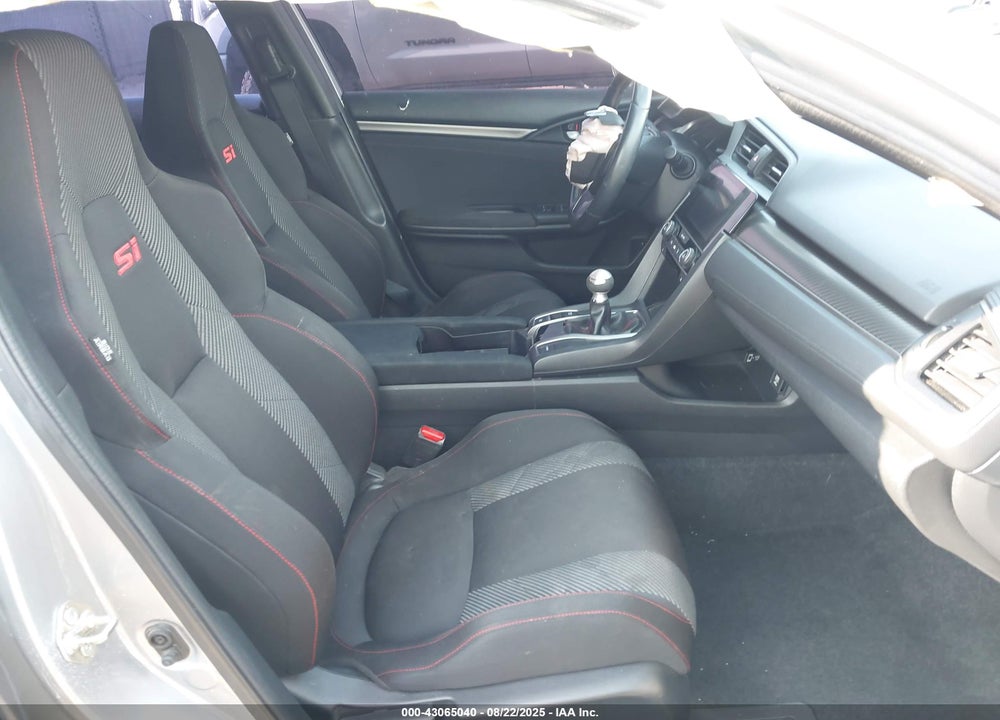 2018 HONDA CIVIC VIN: 2HGFC1E54JH703479