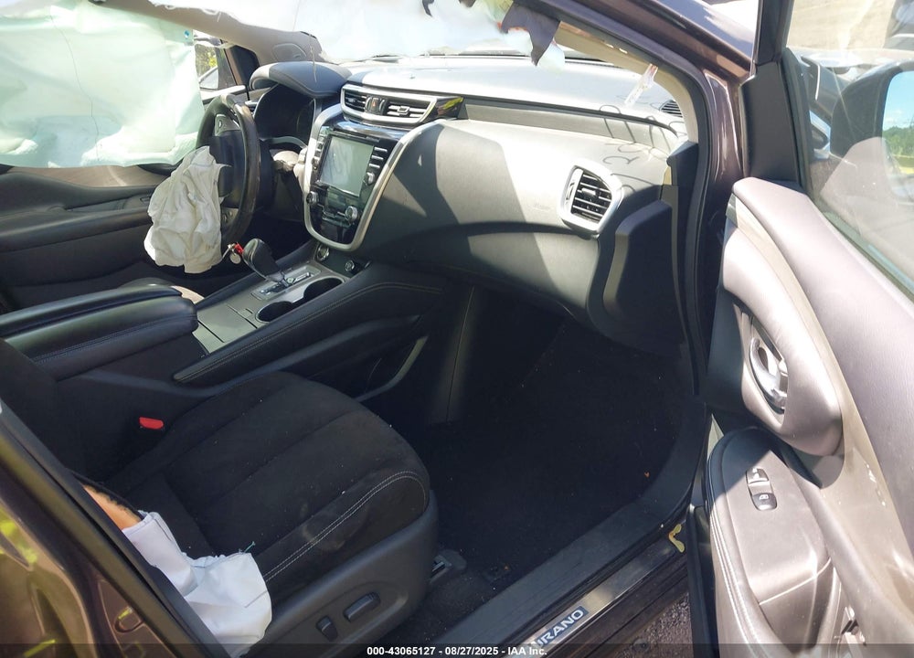 2015 NISSAN MURANO VIN: 5N1AZ2MH8FN209192