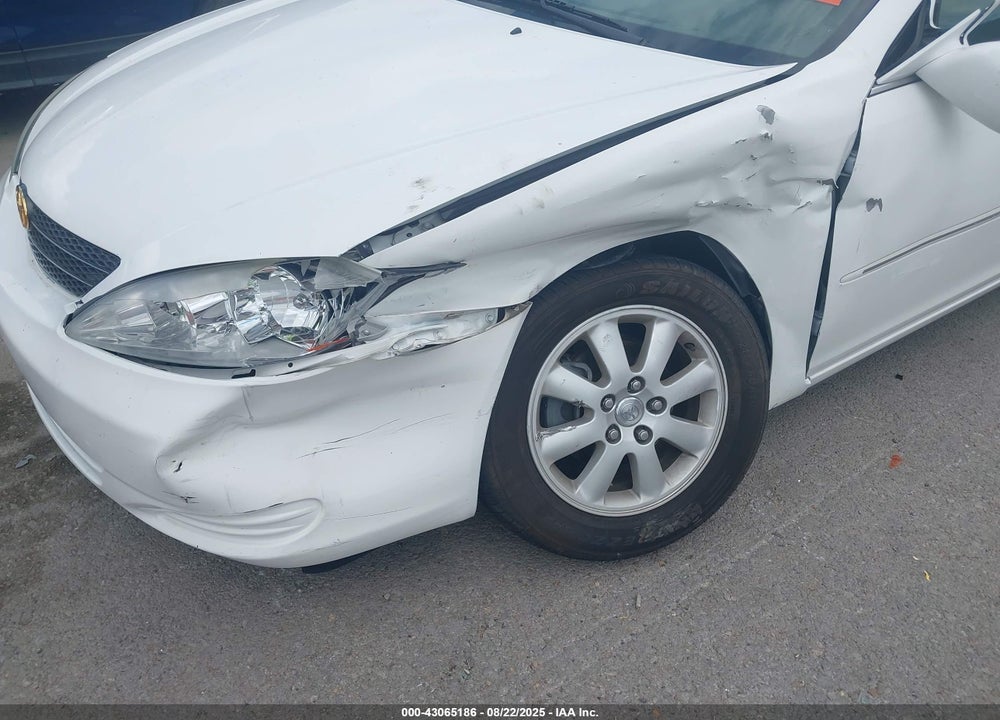 2002 TOYOTA CAMRY XLE VIN: 4T1BE32K52U111483