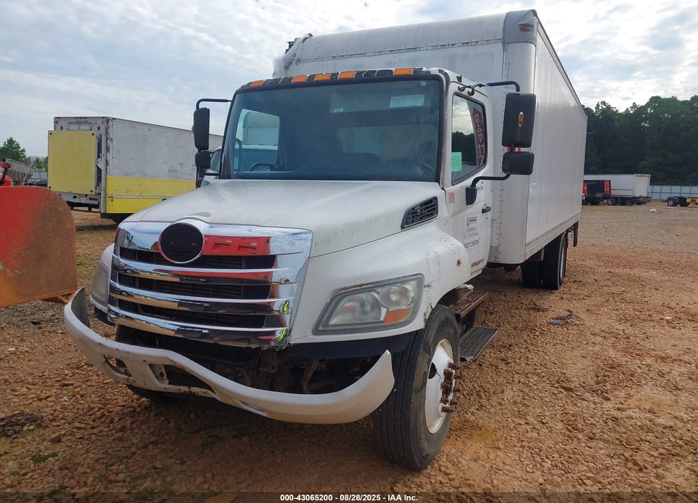 2013 HINO 338 VIN: 5PVNV8JV8D4S52819