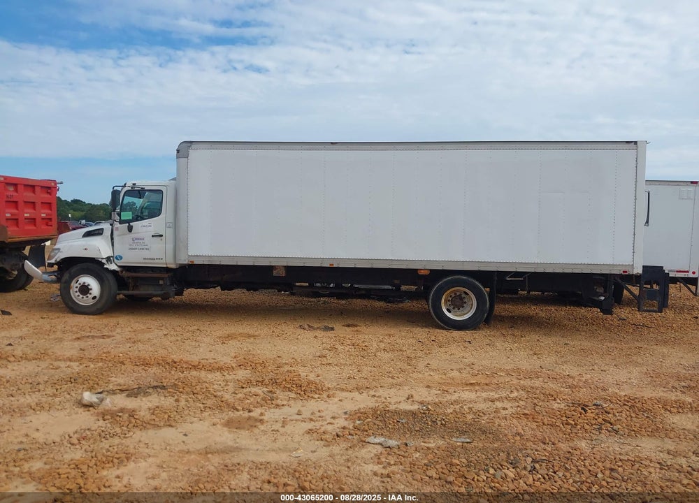 2013 HINO 338 VIN: 5PVNV8JV8D4S52819