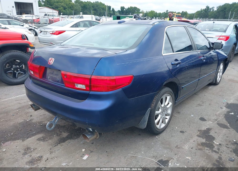 2005 HONDA ACCORD 3.0 EX VIN: 1HGCM66545A062205
