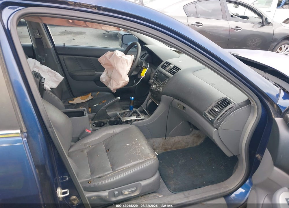 2005 HONDA ACCORD 3.0 EX VIN: 1HGCM66545A062205