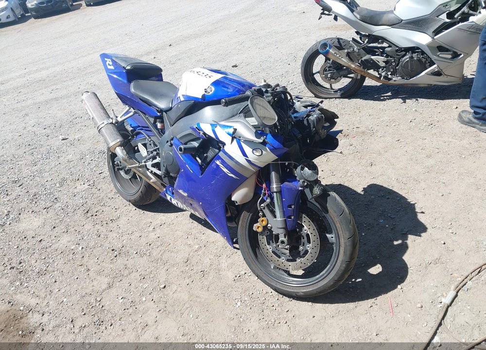 2003 YAMAHA YZFR1 VIN: JYARN10E33A010400