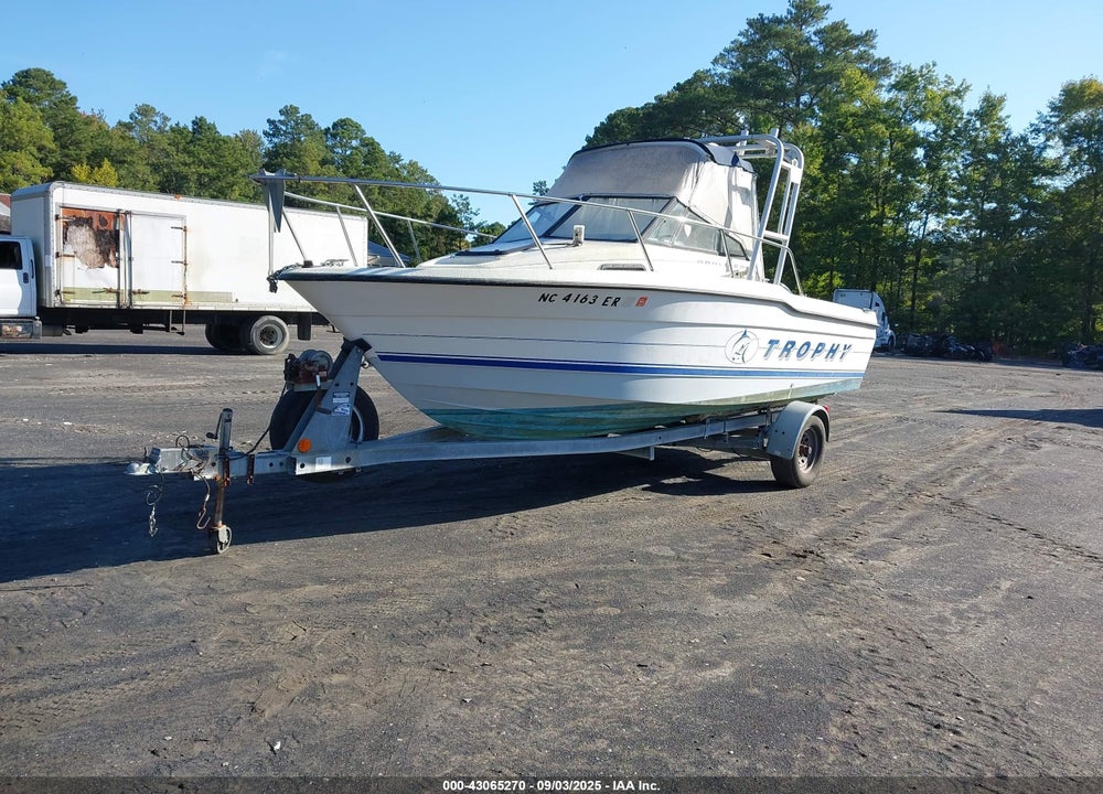 1993 BAYLINER CABIN CRUISER VIN: USCB73FFK293