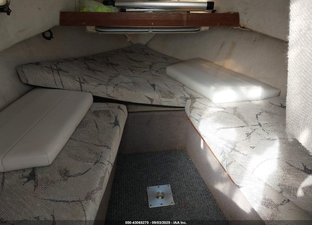 1993 BAYLINER CABIN CRUISER VIN: USCB73FFK293